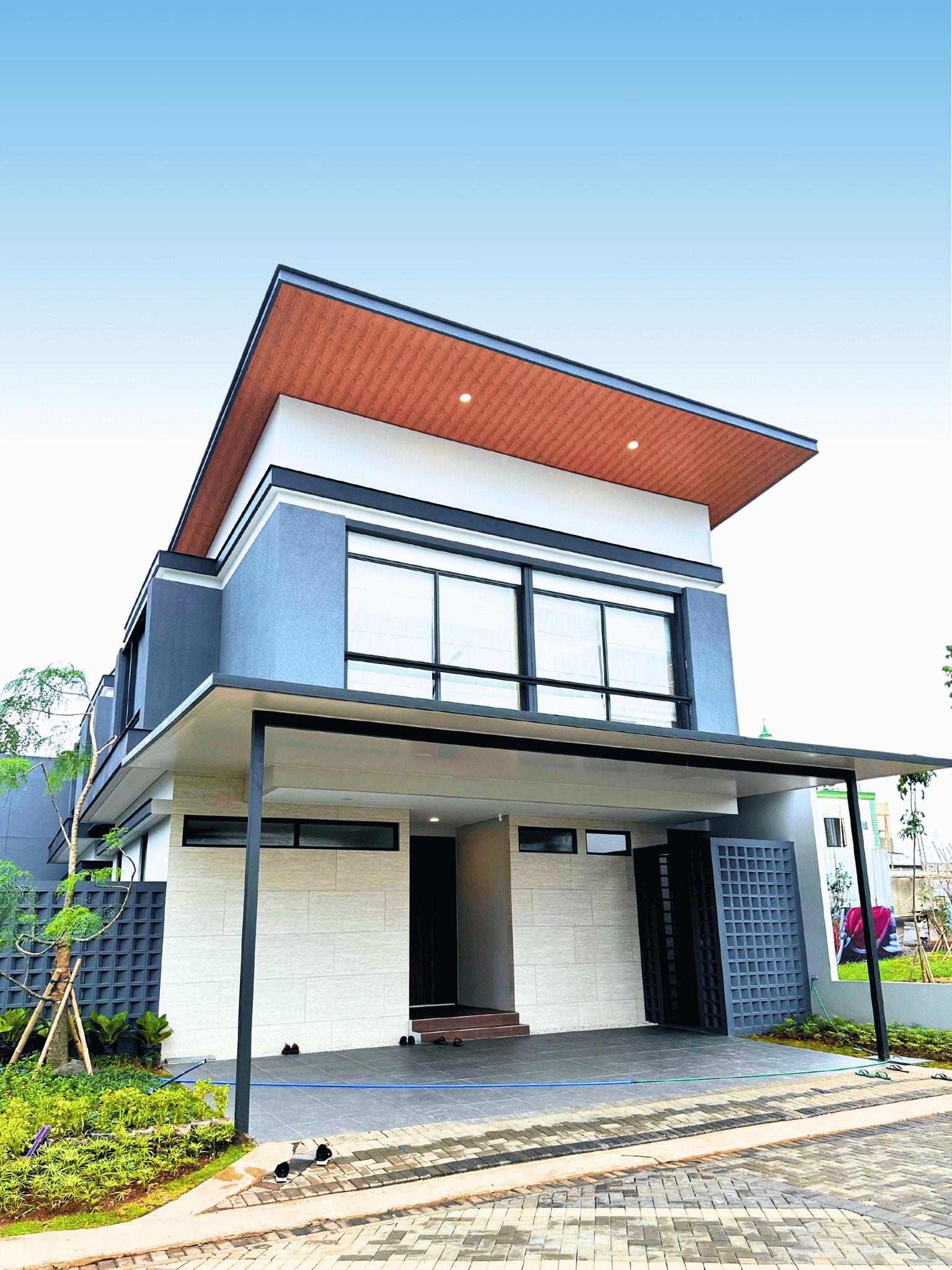 Giva At The Kaia view 1